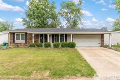 Main picture of 305 Statewood Dr