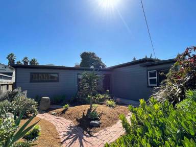 Main picture of 489 Manzanita Dr