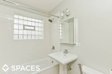 Main picture of 4836 N Paulina St