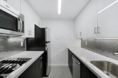 Main picture of 184 Lexington Ave