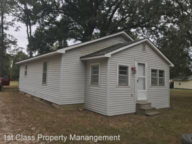Main picture of 166 County Road 466