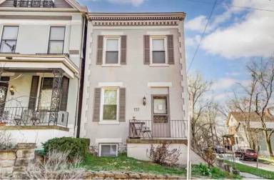 Main picture of 137 Parker St