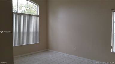 Main picture of 15330 SW 50th St