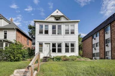 Main picture of 1305 E Hennepin Ave