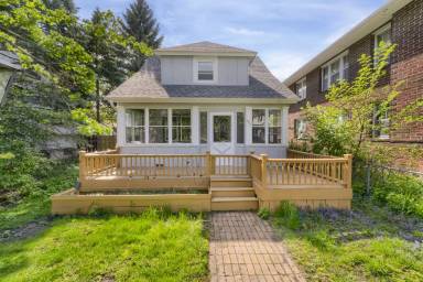 Main picture of 3428 Fremont Ave S