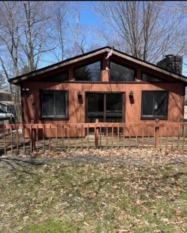 Main picture of 1737 Rolling Hills Dr