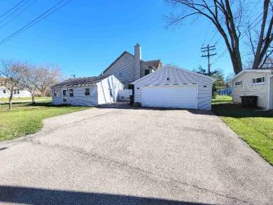 Main picture of 718 Sheridan Dr