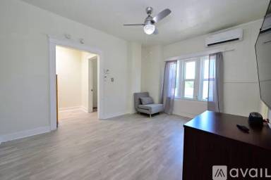 Main picture of 1489 E Colorado Blvd