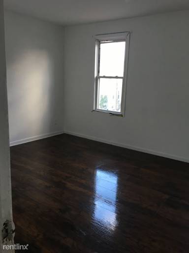 Main picture of 71 Coolidge St