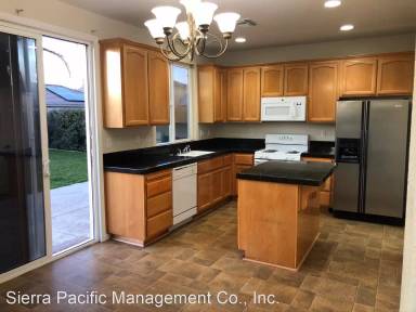 Main picture of 419 Bird St