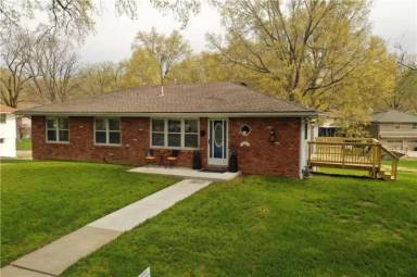 Main picture of 624 E Linwood Ter