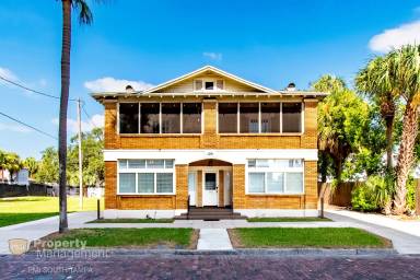 Main picture of 105 S Fielding Ave