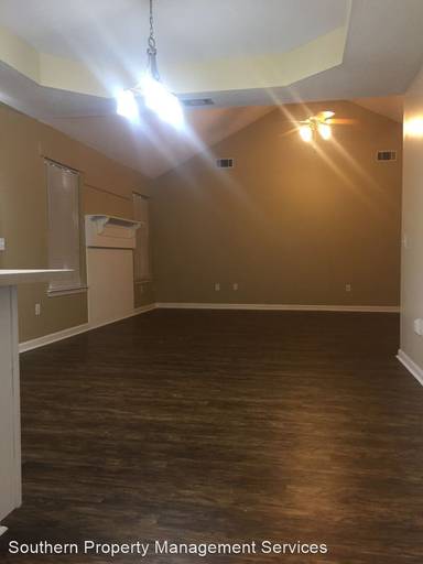 Main picture of 1600 Rebekah Rd