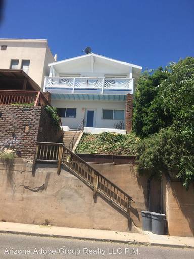 Main picture of 633 Clark St