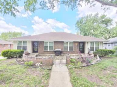 Main picture of 719 NW 6th St