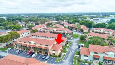 Main picture of 9894 Hammocks Blvd