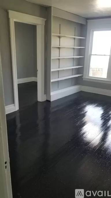 Main picture of 4863 Dubois St