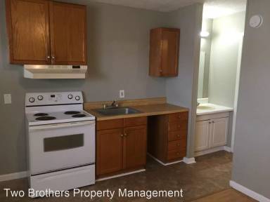 Main picture of 162 E Race St