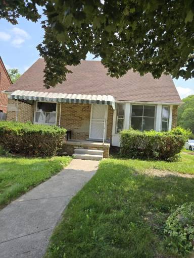 Main picture of 19800 Grandview St