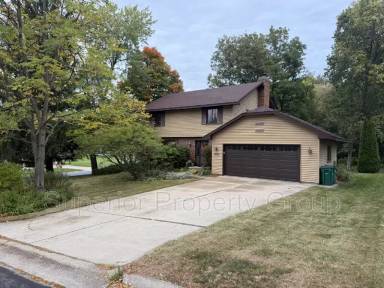 Main picture of 5206 Summer Trail Rd