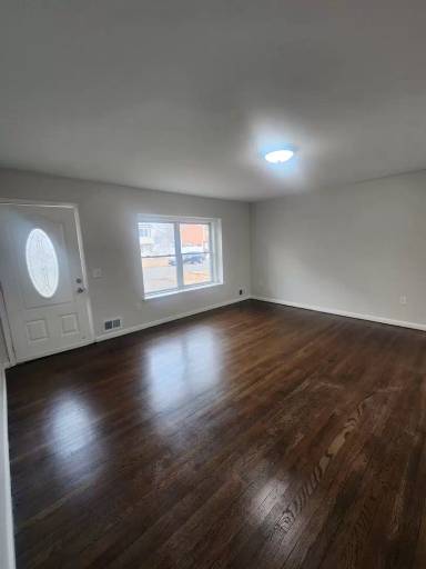 Main picture of 2319 3rd Ave