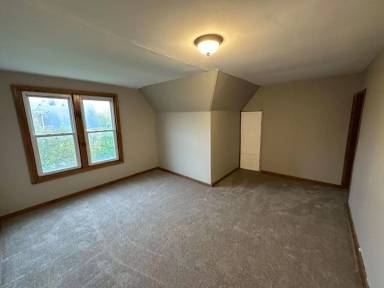 Main picture of 2161 N 36th St