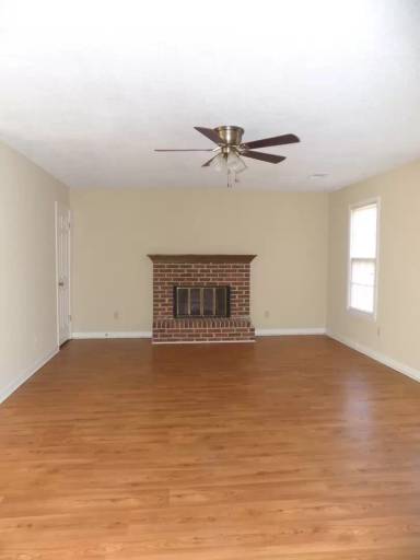 Main picture of 128 Wells Garden Ct