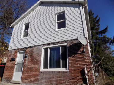 Main picture of 15 Odette St