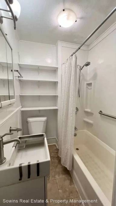 Main picture of 1125 16th St