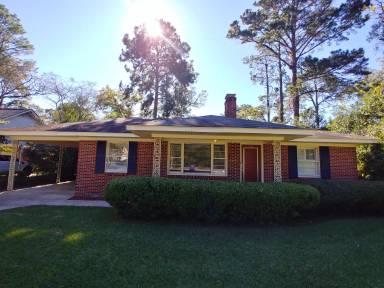 Main picture of 1136 Julia Ave