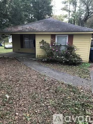 Main picture of 89 13th Ave SE