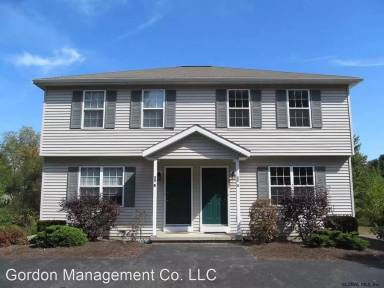 Main picture of 35 Woodin Rd