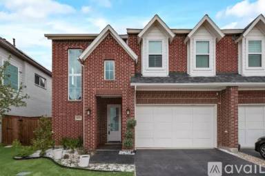 Main picture of 623 Verrine Way
