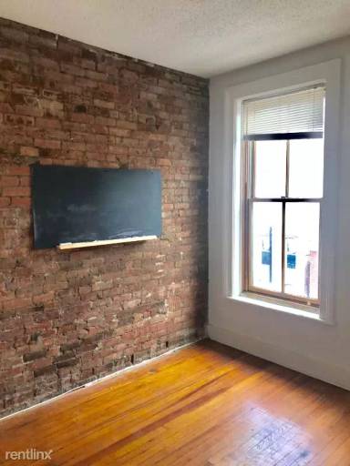 Main picture of 154 S Swan St