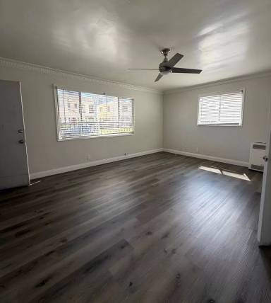Main picture of 3100 Stocker St