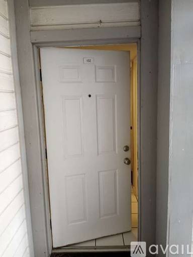 Main picture of 20731 NE 4th Pl