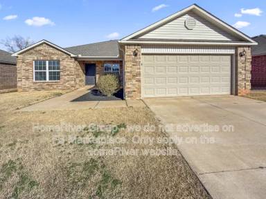 Main picture of 3501 SE 94th St