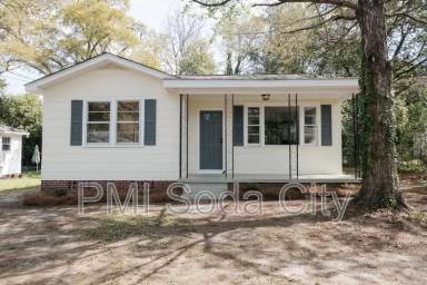 Main picture of 328 Guilford St