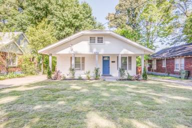 Main picture of 574 Marianna St