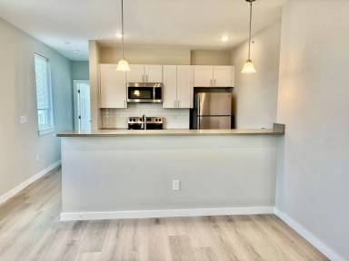 Main picture of 5356 Cedar Ave
