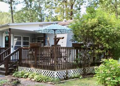 Main picture of 33194 Hemlock St