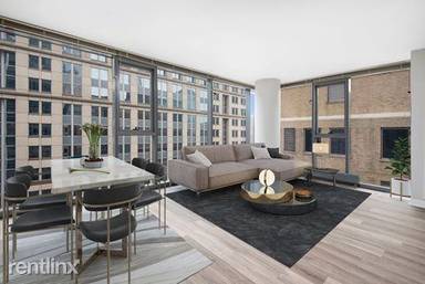 Main picture of 210 W Lake St