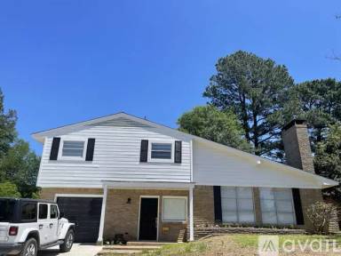 Main picture of 10 Park Ln