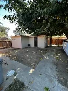 Main picture of 253 E Sacramento St