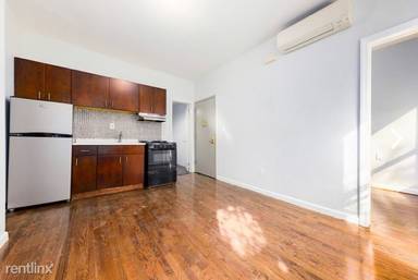 Main picture of 532 Willoughby Ave