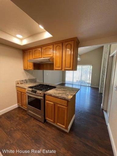 Main picture of 4719 Large Oak Ct