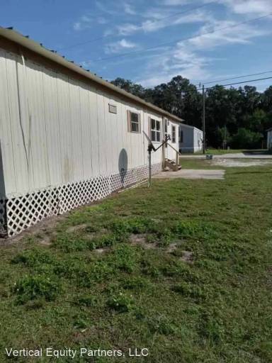 Main picture of 28065 Freewalt St