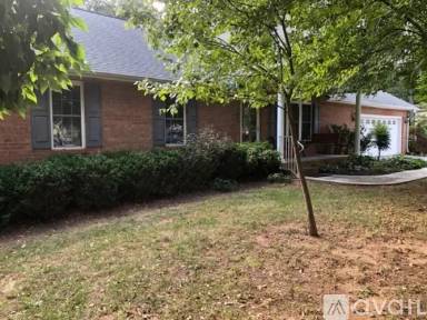 Main picture of 1401 Angela Ct
