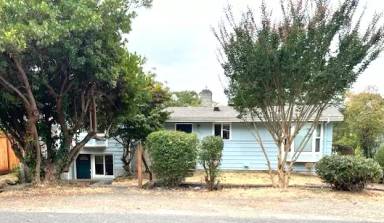 Main picture of 13515 36th Ave NE