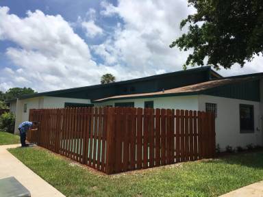 Main picture of 1103 Manor Dr